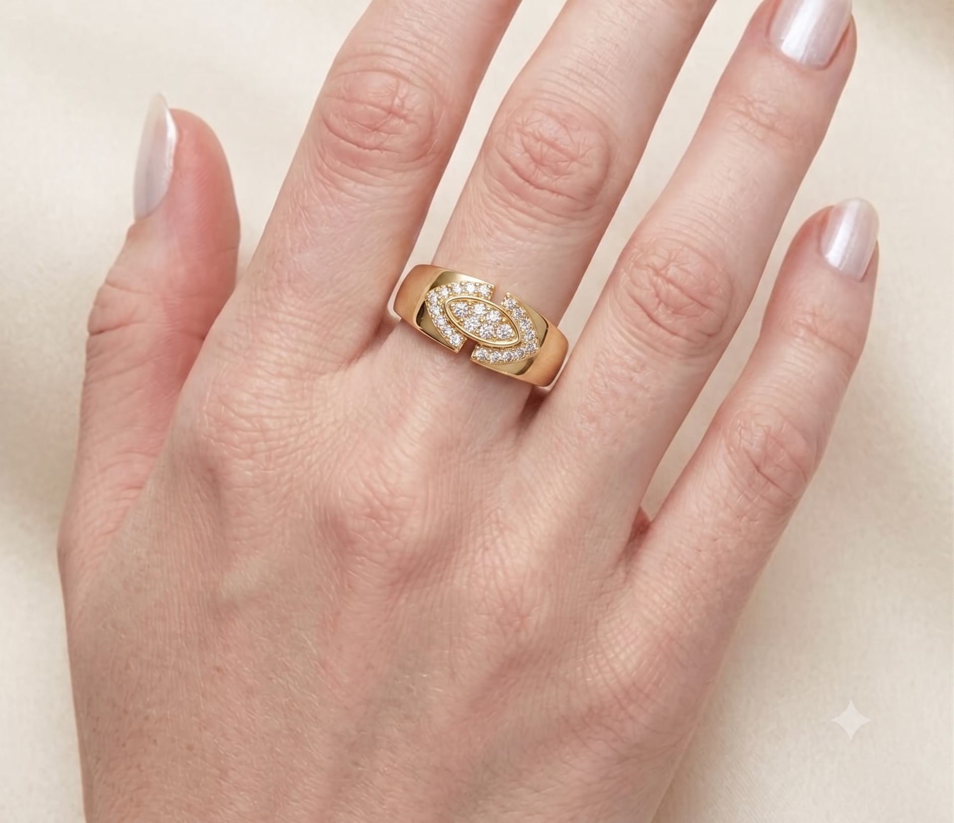 Diamond Oval Cluster Split-Band Ring | Modern Diamond Statement Ring | Fine Luxury Jewelry | Gold, Platinum & Silver | THE DIAMOWN view 5